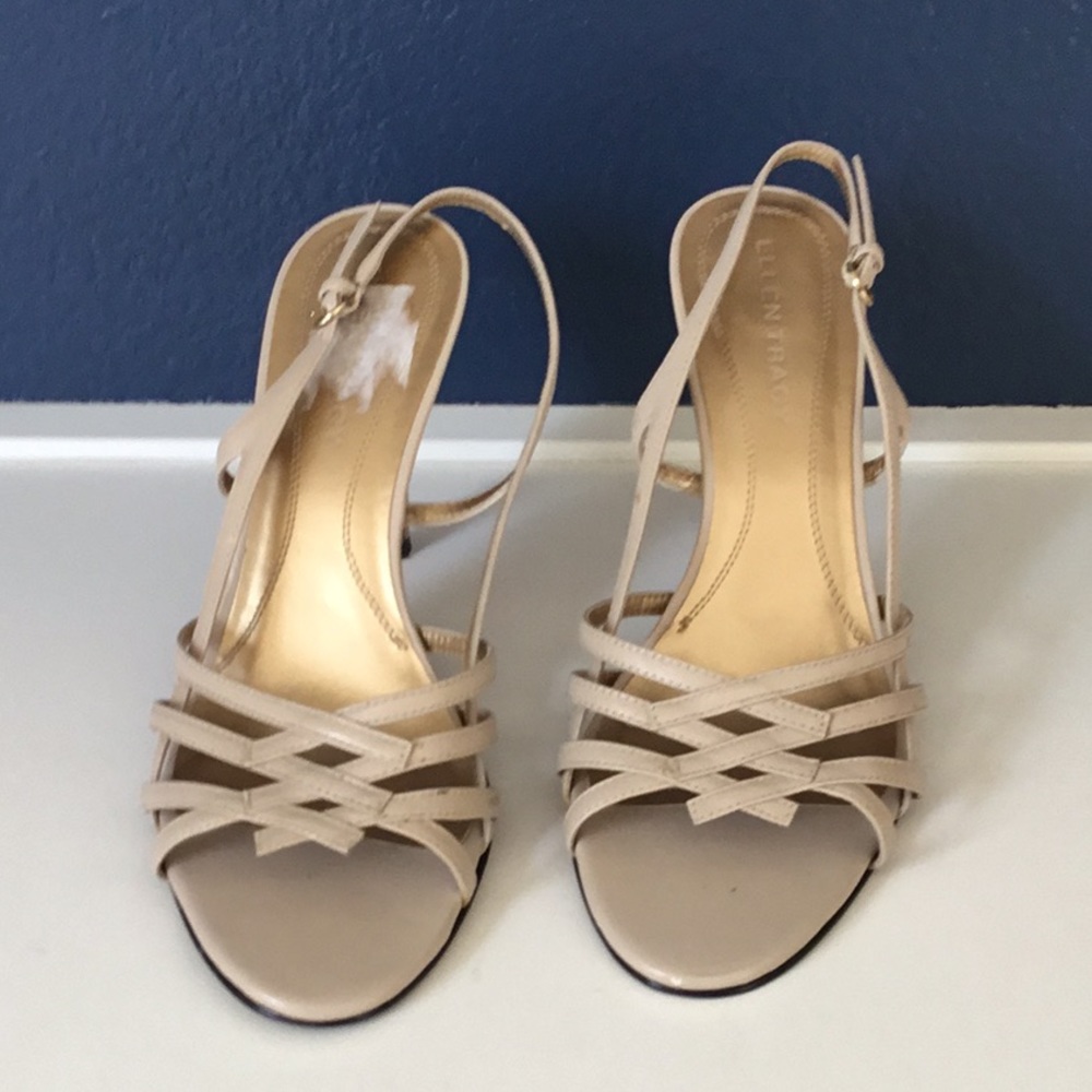 Ellen Tracy dress sandals